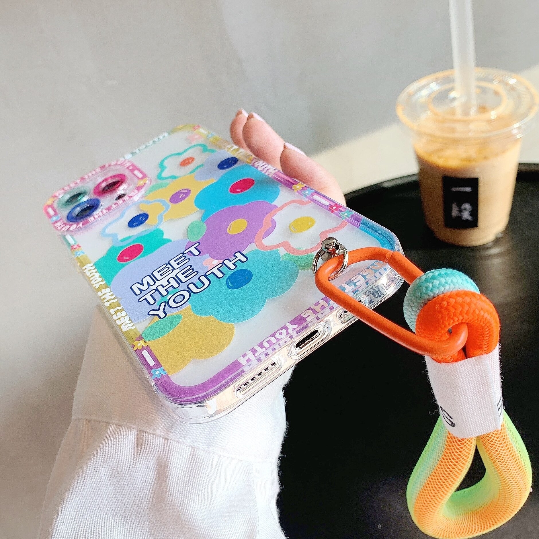 Case Anti golpes con correa para iPhone - HappyShop Colombia